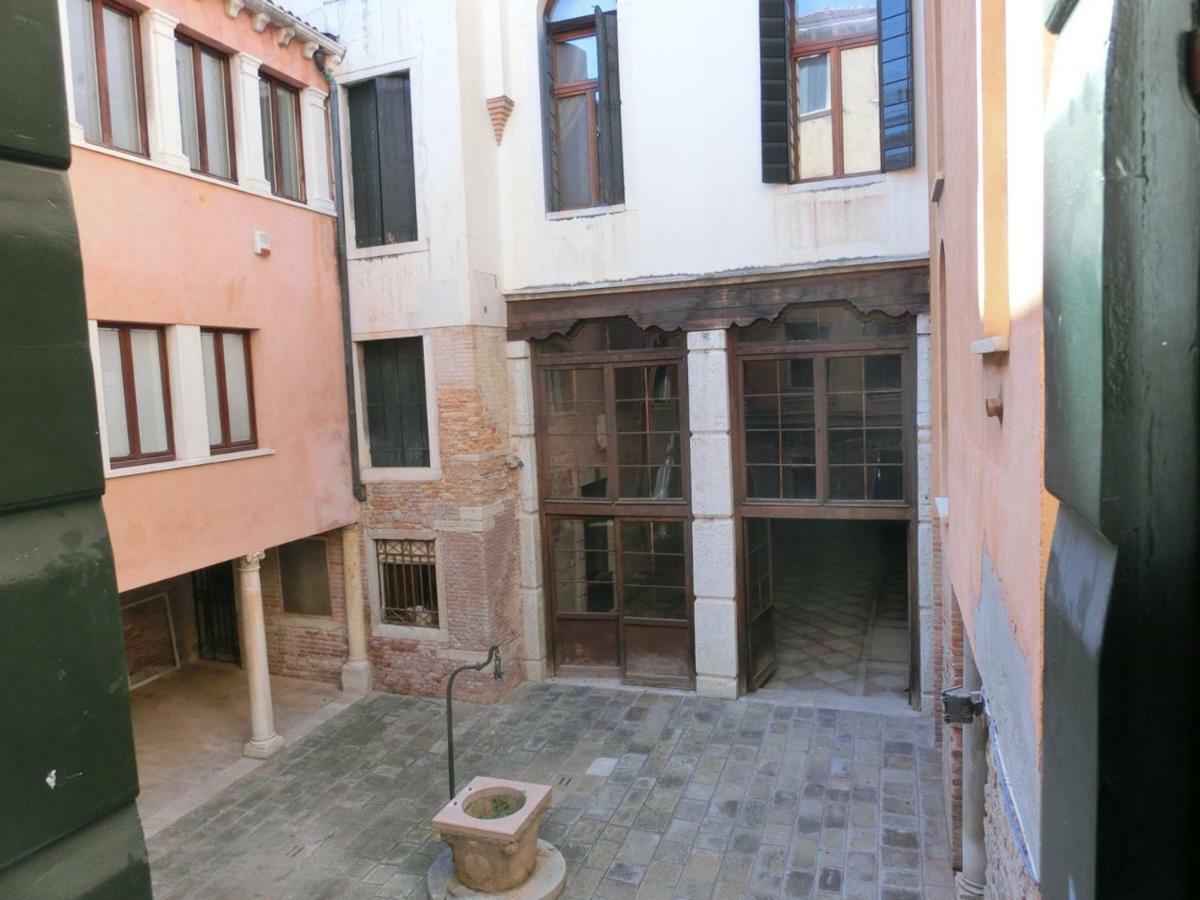 San Marco White Apartment Венеция Екстериор снимка